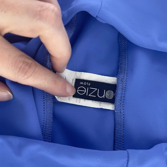 Onzie Flow Blue Solid Bike Shorts High Waisted Shiny Revolve M/L - Picture 2 of 3